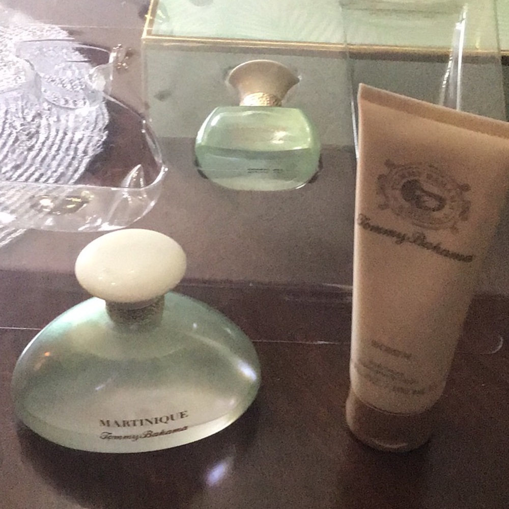 Tommy Bahama women’s gift set